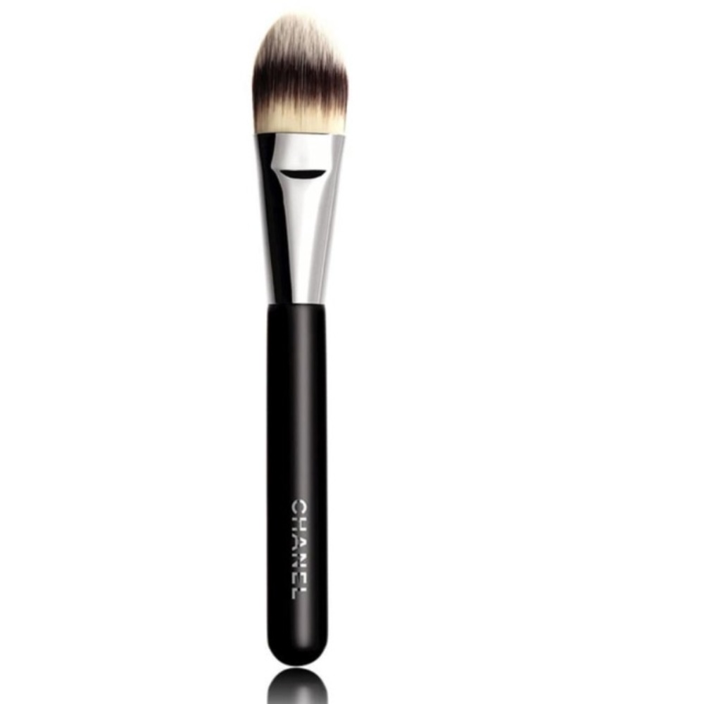 Chanel Foundation Brush #6